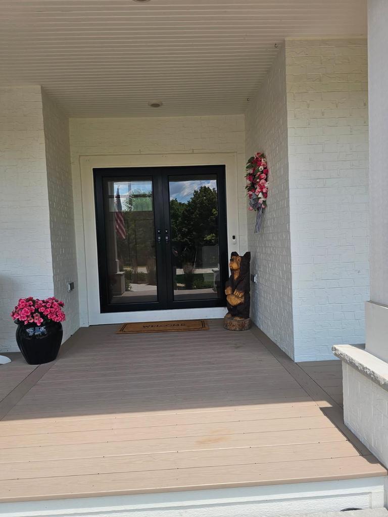 birch dr mequon door installation after image