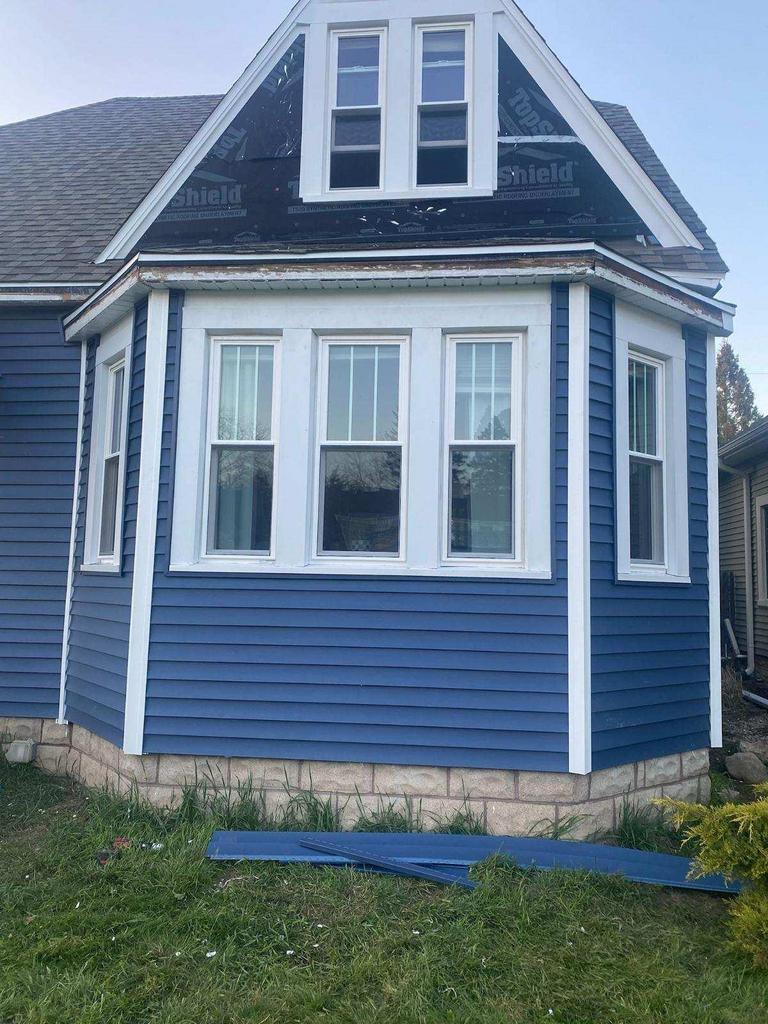 oak street window replacement after image